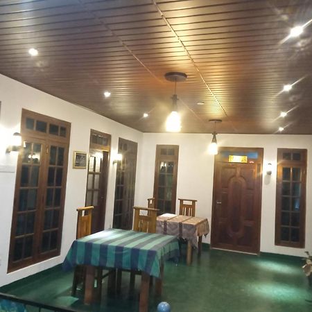 Mature Home Ела Екстериор снимка