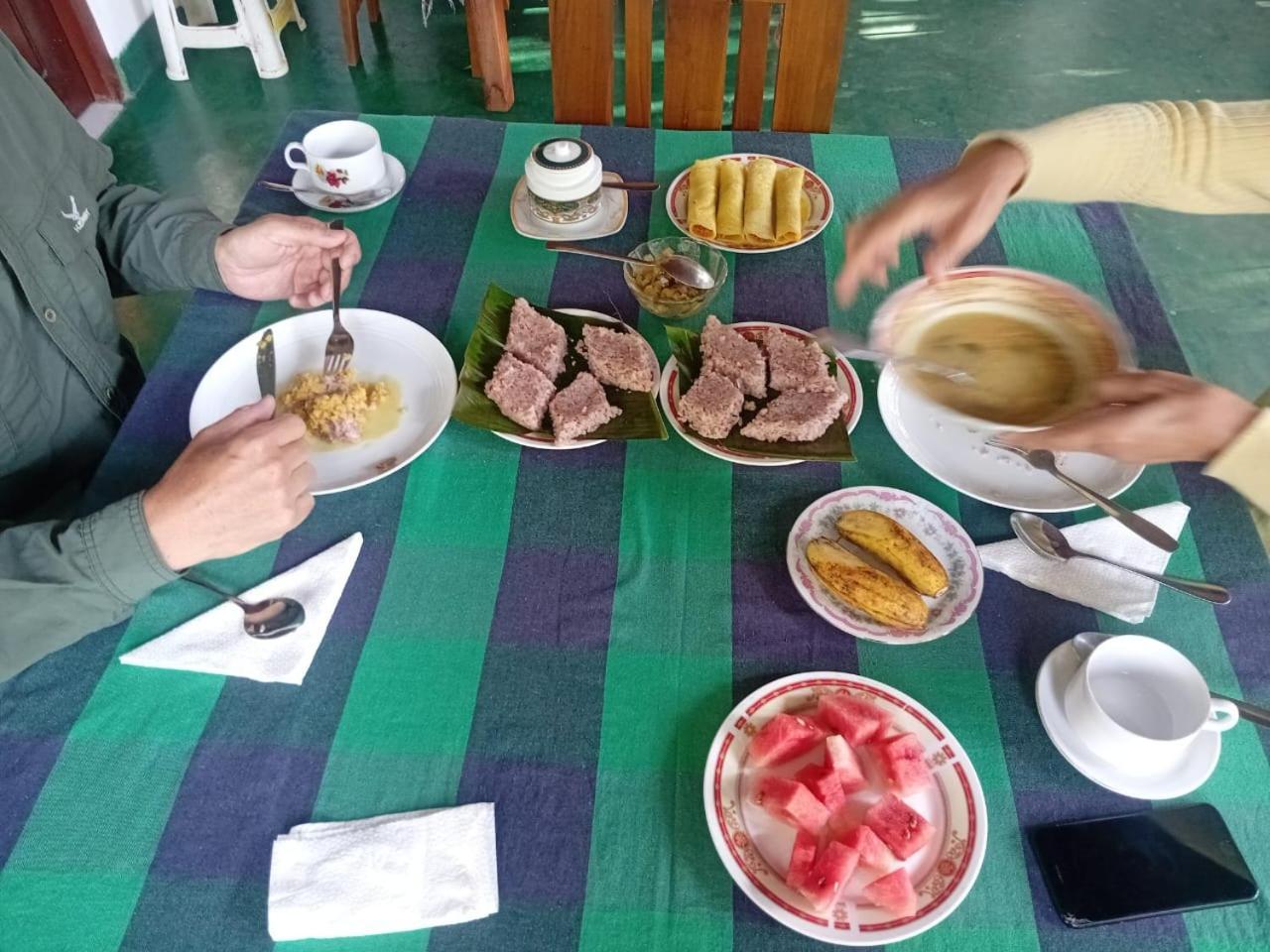 Mature Home Ела Екстериор снимка